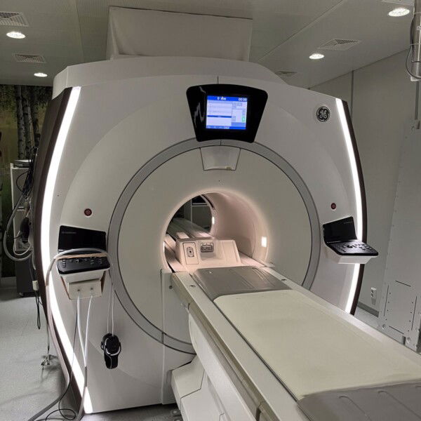 GE Optima MR450w 1.5T GEM - 2014