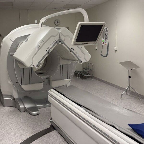 GE Optima NM/CT 640 - 2013