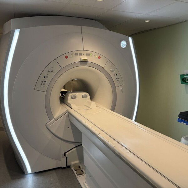 GE Signa Explorer 1.5T – 2015 MRI Modular