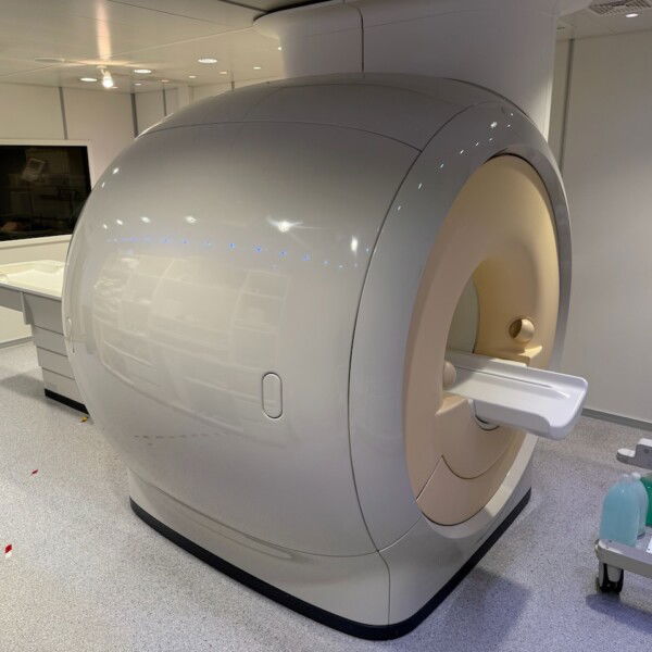 Phillips Ingenia 1.5T - 2013