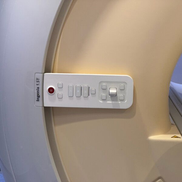 Phillips Ingenia 1.5T - 2013