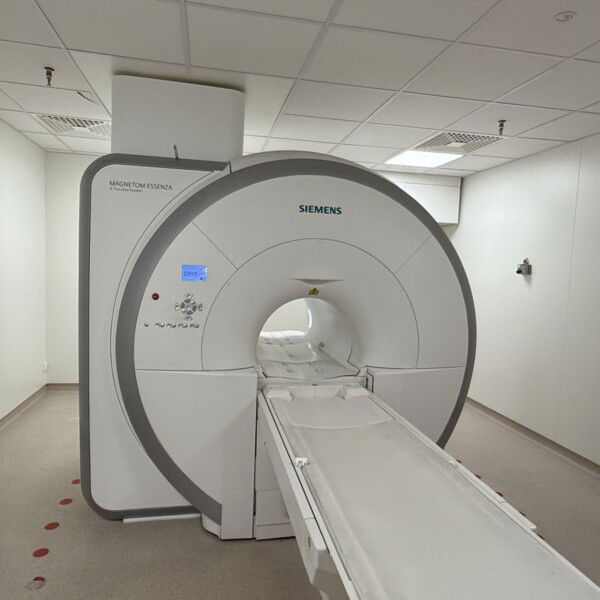 Siemens Essenza 1.5T Dot - 2015