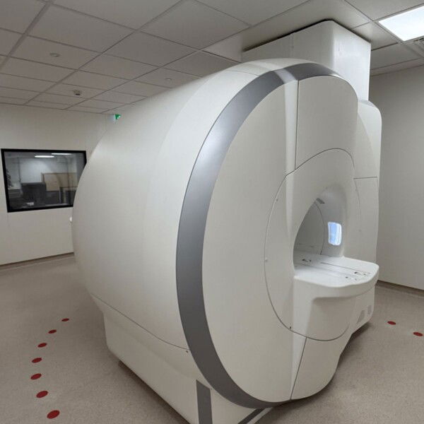 Siemens Essenza 1.5T Dot - 2015