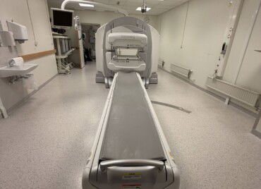 GE Discovery NM/CT 670 - 2012