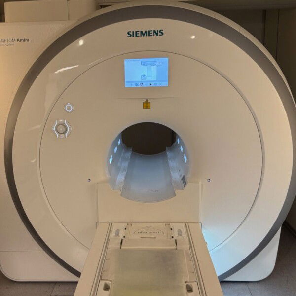 Siemens Amira 1.5T - 2015