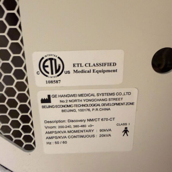 GE Discovery NM/CT 670 - 2012
