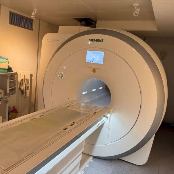 Siemens Amira 1.5T - 2015